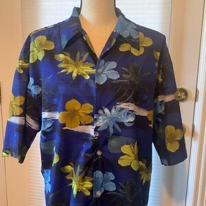 Sonoma Jean Co hibiscus floral button up